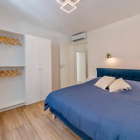 St Michel - Beau 3pieces En Centre-ville Climatise