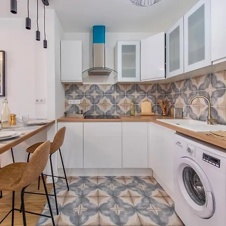 St Michel - Beau 3pieces En Centre-ville Climatise *